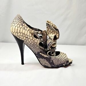 Saks Fifth Avenue Snakeskin Peep-Toe Heels Size 9.5